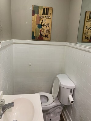 Towels, soap, toilet paper