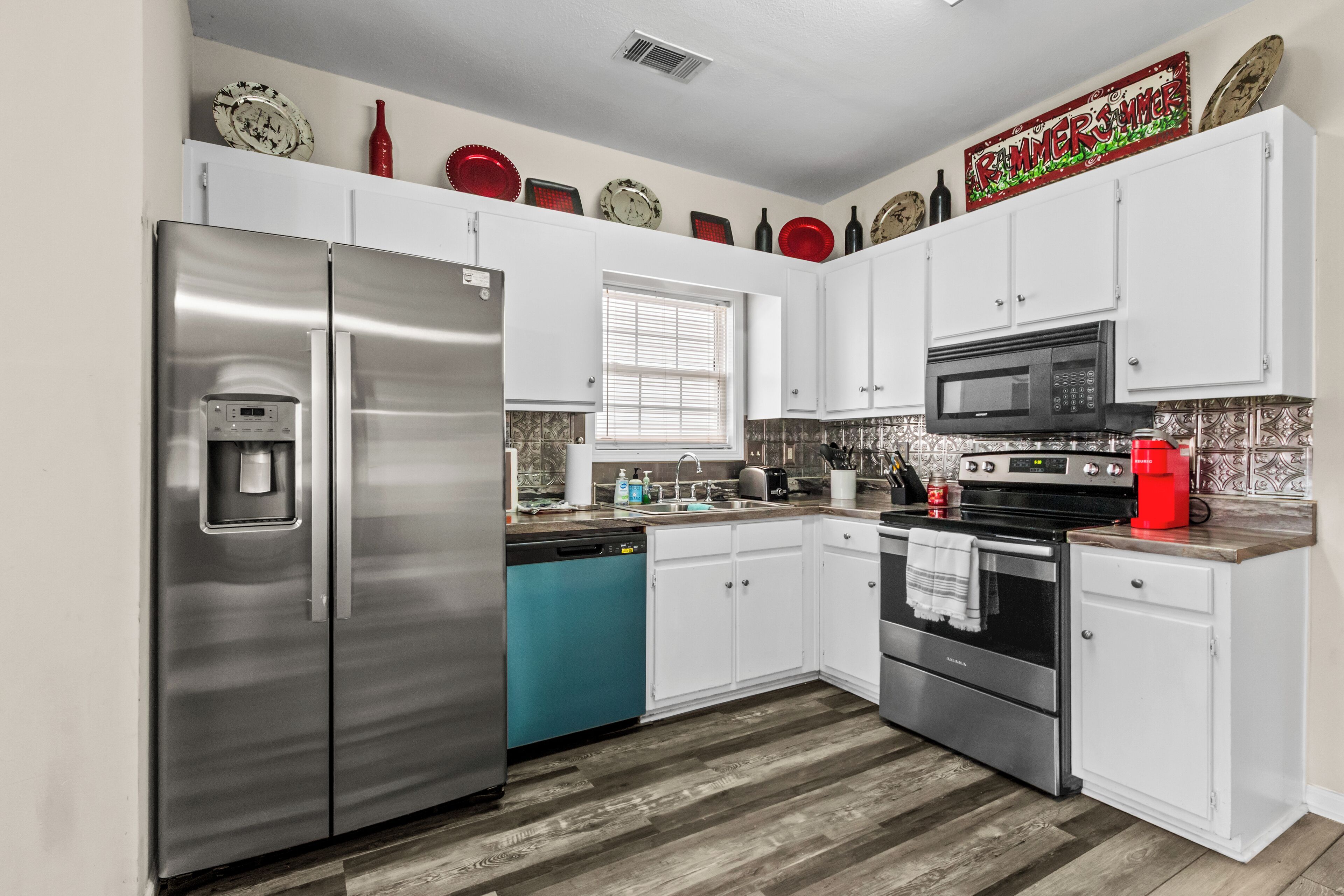 Micro-ondas, fogão, cooktop, lava-louças