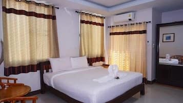 Standard Single Room, Private Bathroom | Desk, free WiFi