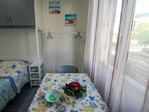 1 soverom og internettilgang