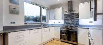 Falkirk House Contractors Long Stays Spacious