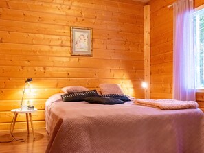 3 makuuhuonetta, internet