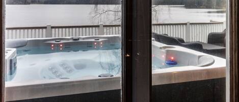 Bain à remous extérieur