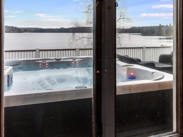 Bañera de hidromasaje exterior