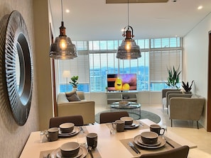 40-cm LED TV with cable channels, Netflix, streaming services - Stella Maison KLCC (Kuala Lumpur)