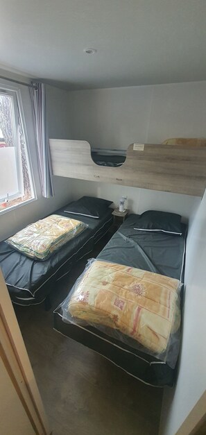 2 bedrooms, free WiFi