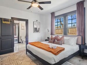 2 habitaciones, tabla de planchar con plancha, wifi y ropa de cama