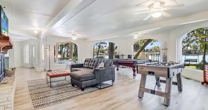 Hideaway Haus at Lake McQueeney
