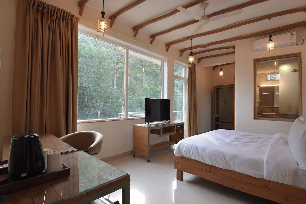 Kamar Mewah, balkon, pemandangan gunung | Meja kerja, Wi-Fi gratis, dan seprai linen