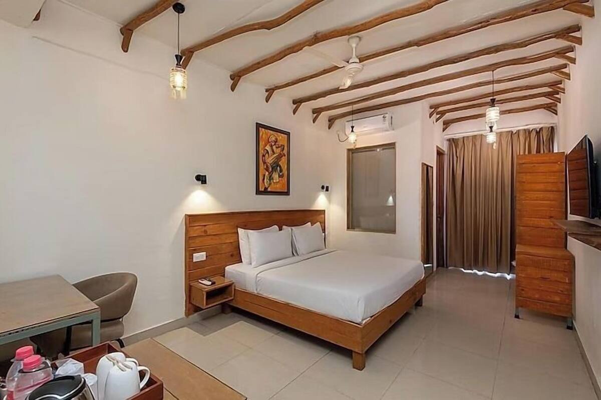 Kamar Deluks, balkon | Meja kerja, Wi-Fi gratis, dan seprai linen