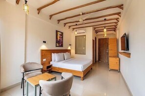 Deluxe Double Room, Mountain View | Desk, free WiFi, bed sheets - Ekawa Ganga by Lawrence Hotels (Rishikesh)