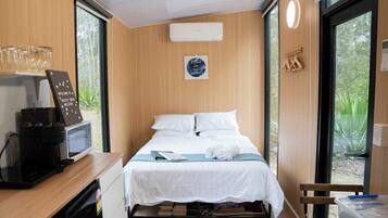 1 間睡房、床單