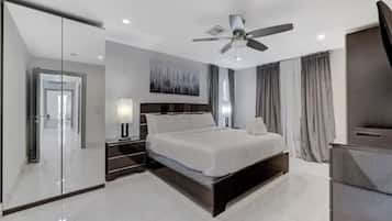 5 habitaciones, tabla de planchar con plancha y cuna de viaje