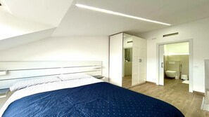 1 bedroom, iron/ironing board, internet, bed sheets