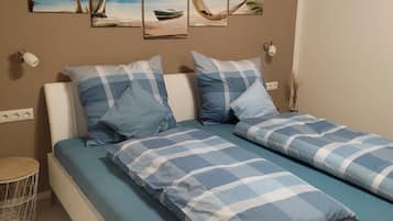 2 Schlafzimmer, Reisekinderbett, kostenloses WLAN, Bettwäsche