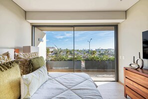 2 bedrooms, iron/ironing board, WiFi, bed sheets - Punto Nima: Stylish Apt with Oceanview Rooftop (San José del Cabo)