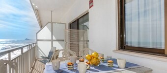 Los Rosales by Interhome