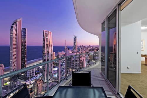 Luxury Apartment, 5 Bedrooms, Sea View | Balcony