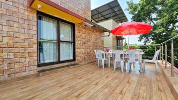 Luxury Room, Multiple Bedrooms, Hill View | Terrace/patio