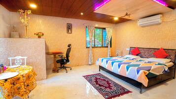 Camera Luxury, camere multiple, vista collina | 1 camera, insonorizzazione, letti aggiuntivi gratuiti, Wi-Fi gratuito