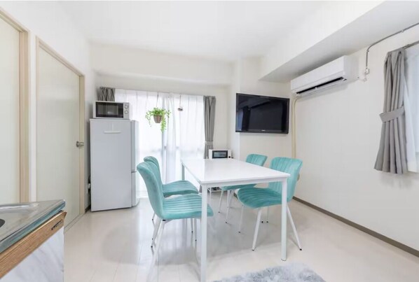 คอมฟอร์ทอพาร์ทเมนท์, 2 ห้องนอน, ปลอดบุหรี่ (202) | บริเวณนั่งเล่น