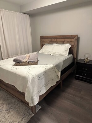 2 Schlafzimmer, Bügeleisen/Bügelbrett, WLAN, Bettwäsche