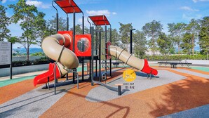 Zona de juegos infantil al aire libre