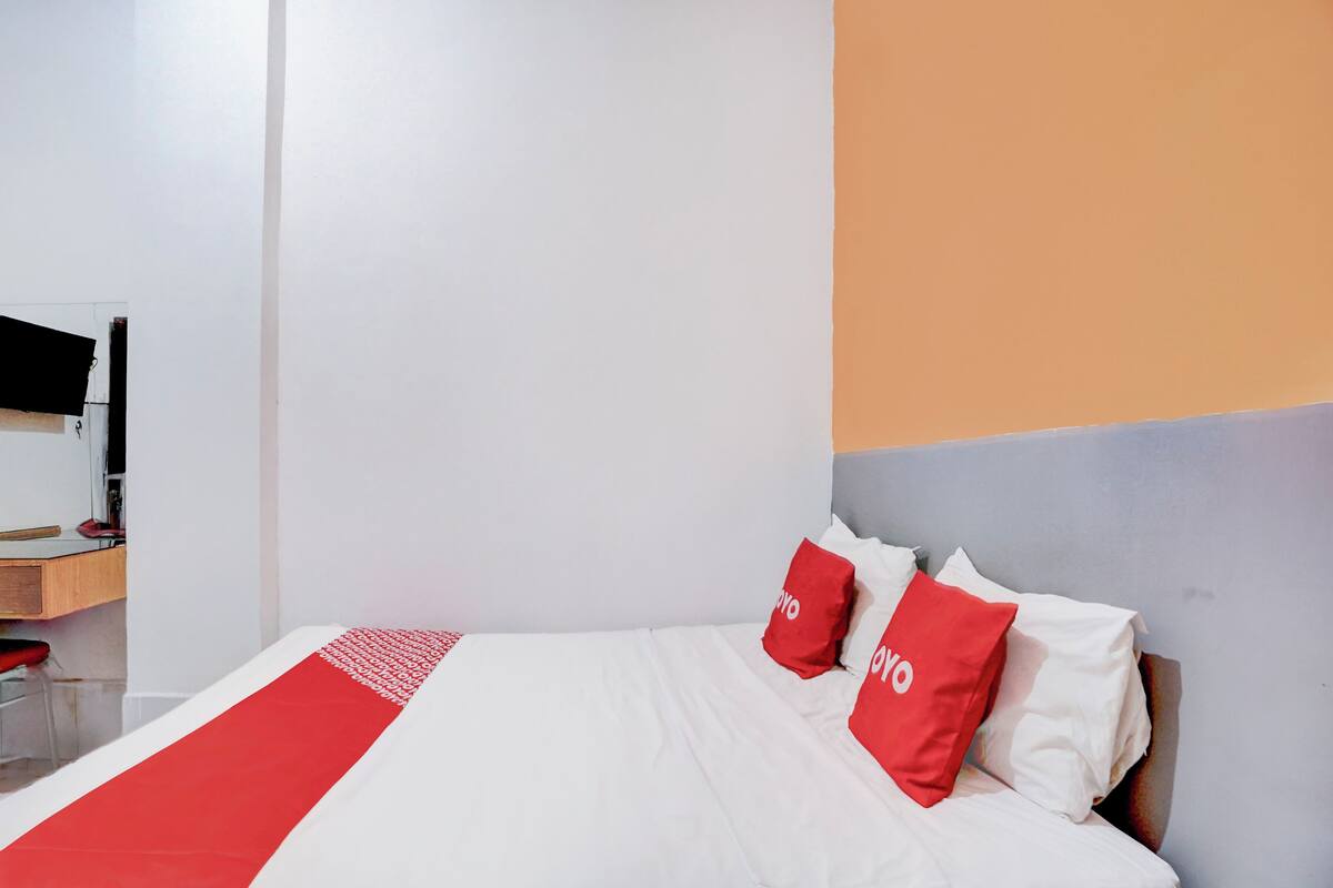 Kamar Double Standar | Seprai premium, Wi-Fi gratis, dan seprai linen