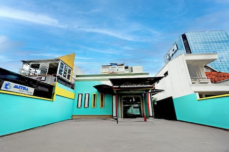 Fachada de la propiedad