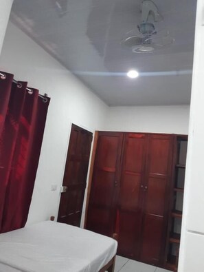 Bureau, Wi-Fi gratuit