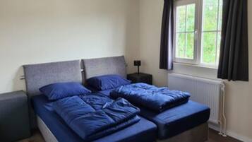 House | 2 bedrooms, bed sheets