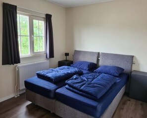Room - Chalet for 4 People, Fully Equipped (Schoonloo)