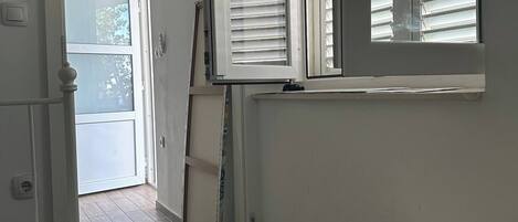 1 bedroom, Internet