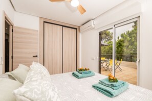 1 bedroom, iron/ironing board, free WiFi, bed sheets