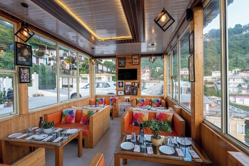 劳伦斯酒店  的闪耀山丘