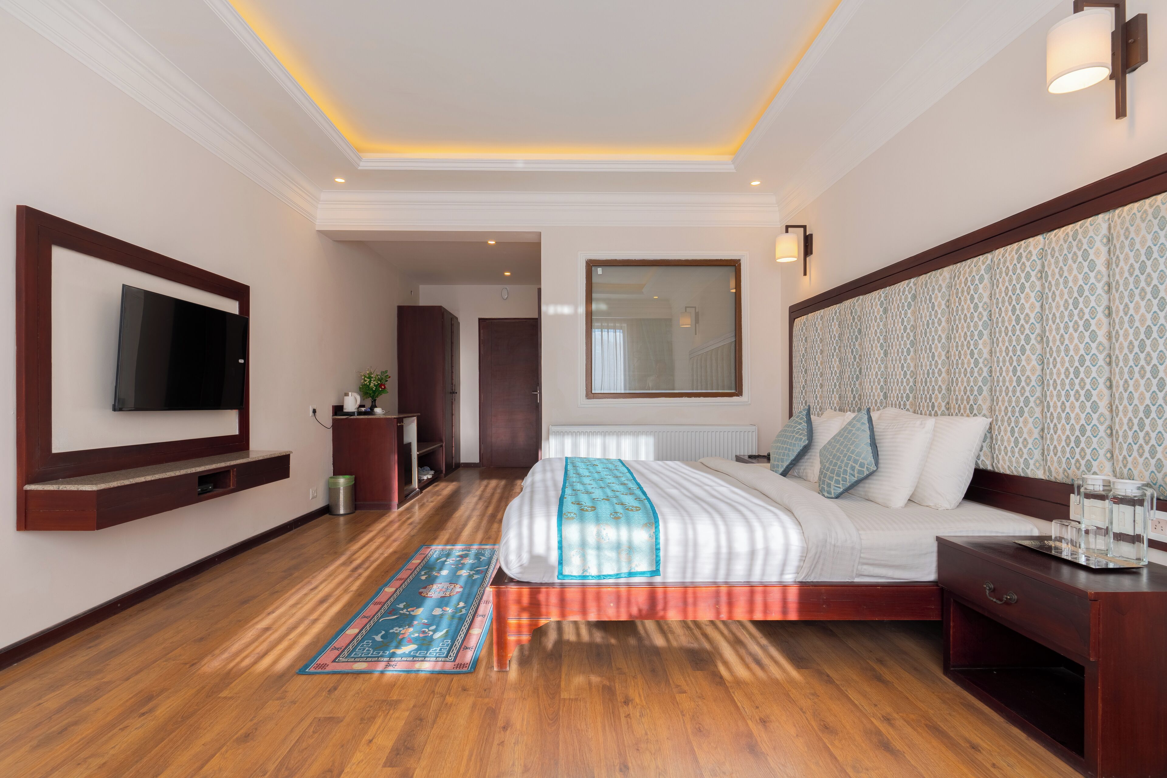 Classic Double or Twin Room, Mountain View