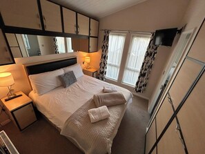 2 habitaciones, wifi gratis y ropa de cama 