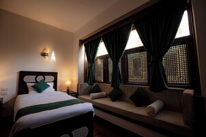 1 bedroom, premium bedding, memory foam beds, in-room safe