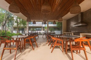 Restauration extérieure