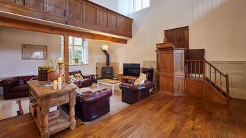 3 habitaciones y escritorio