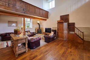 3 habitaciones y escritorio