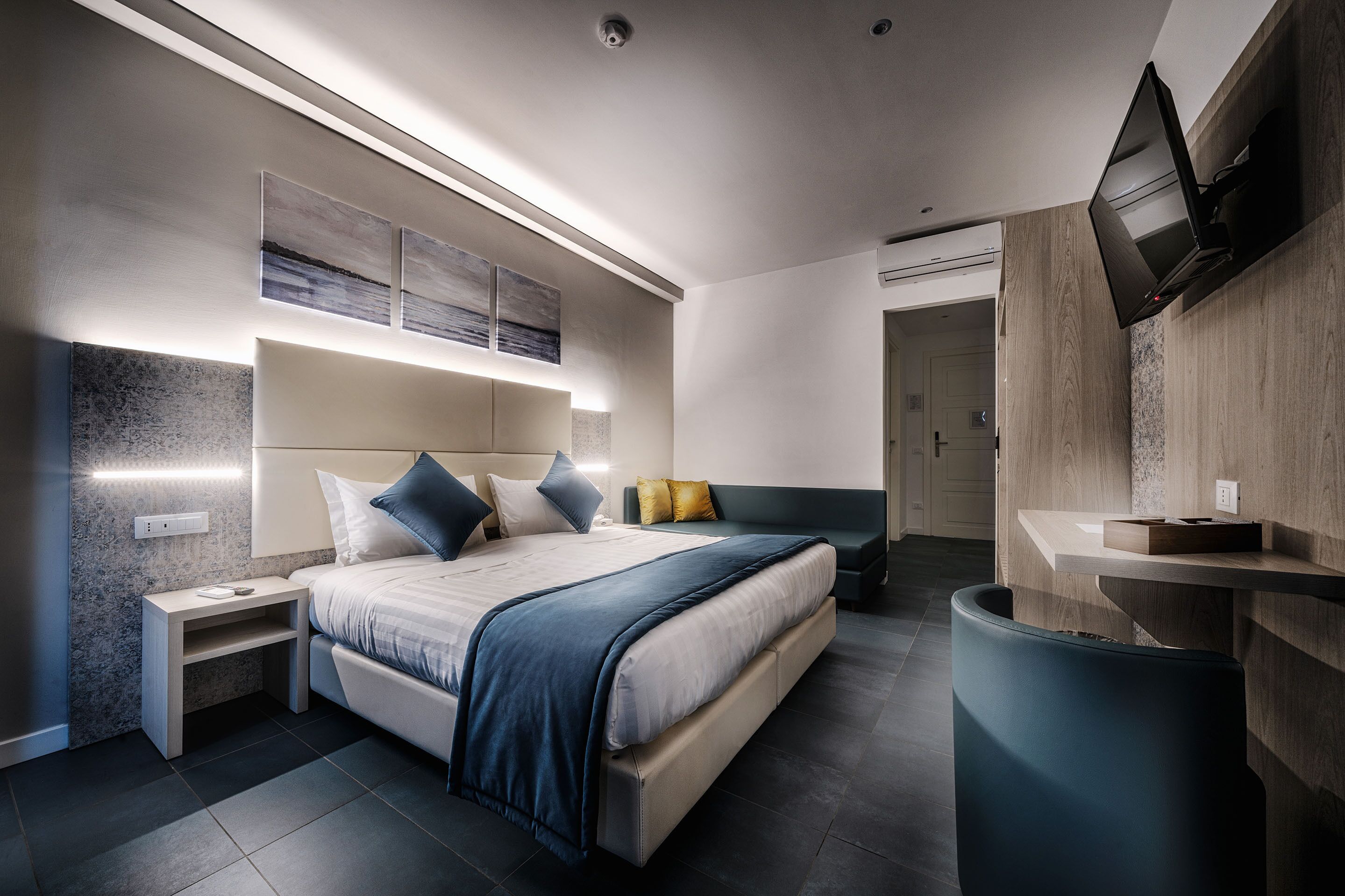 Family Triple Room | In-room safe, desk, laptop workspace, iron/ironing board