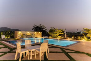 Pool - Lavish 5BHK Villa with Grand Garden, Private Pool & Elite Amenities (Udaipur)