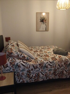 4 Schlafzimmer, Bügeleisen/Bügelbrett, WLAN, Bettwäsche