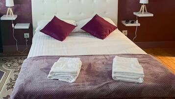 1 bedroom, internet, bed sheets