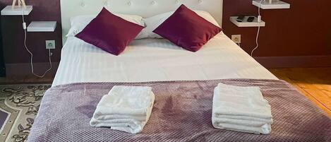 1 bedroom, Internet, bed sheets