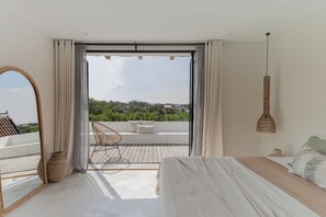 Luxury Villa, Pool View | 3 bedrooms, in-room safe, desk, free WiFi - Villa Scorcio (Canggu)