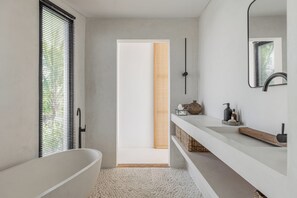 Luxury Villa, Pool View | Bathroom | Hair dryer, towels, soap, shampoo - Villa Scorcio (Canggu)