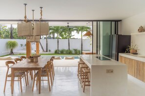 Luxury Villa, Pool View | Dining room - Villa Scorcio (Canggu)