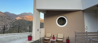 Capostagno House Karolos